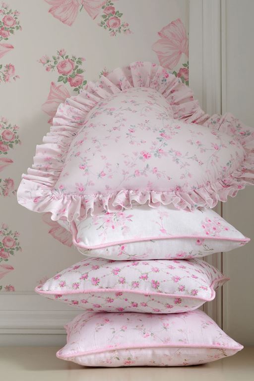 Pink Women LoveShackFancy Heart Shape Ruffle Pillow Bedding | IRX-436972