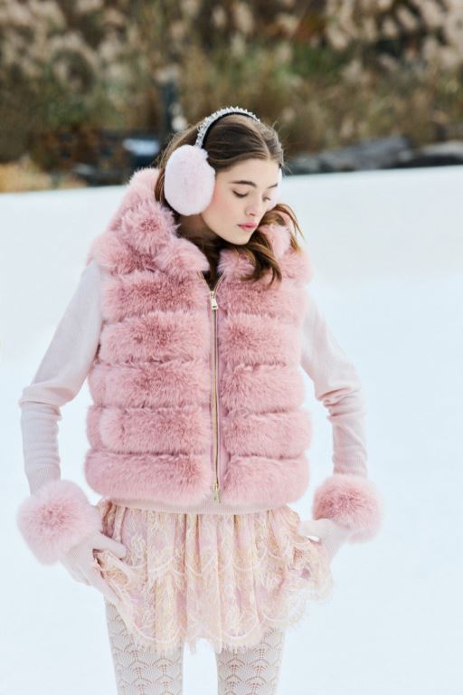 Pink Women LoveShackFancy Loveshackfancy X Max&Moi Faux Fur Fox Vest | NJR-408691